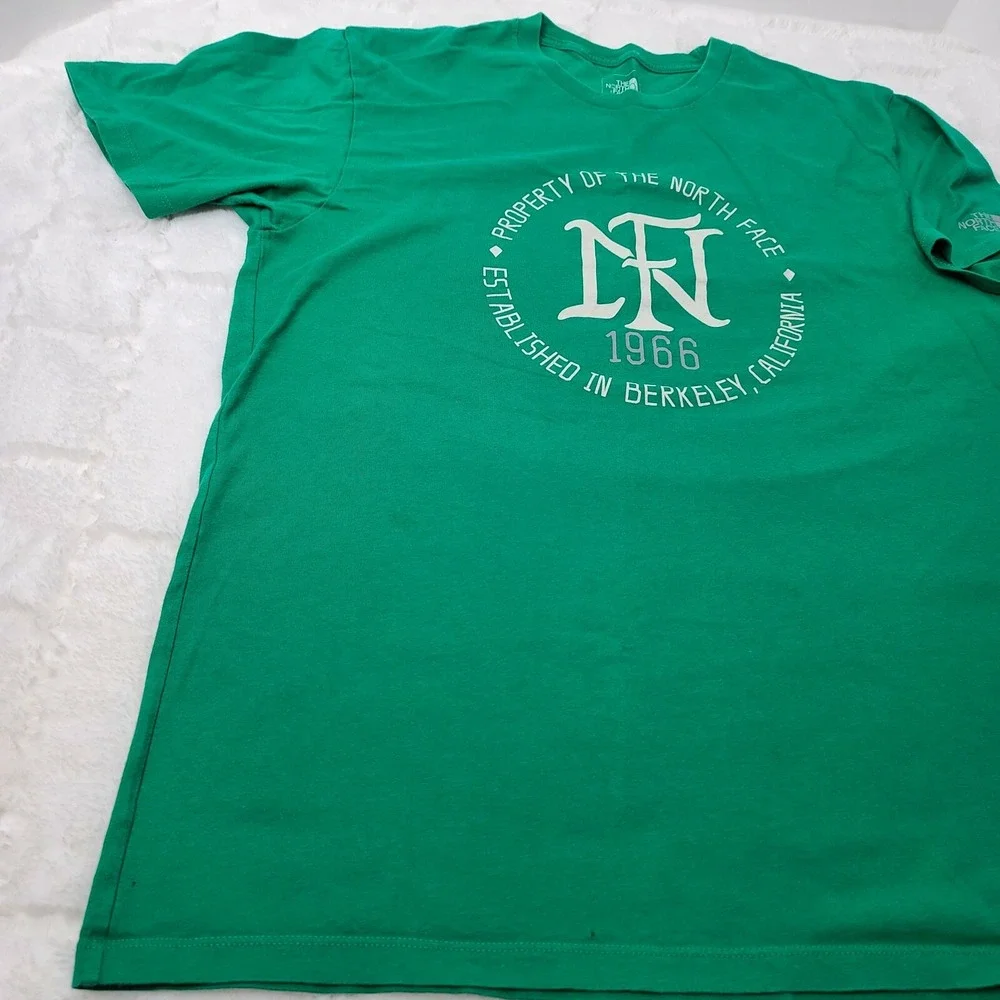 The North Face Men's Large T-Shirt 